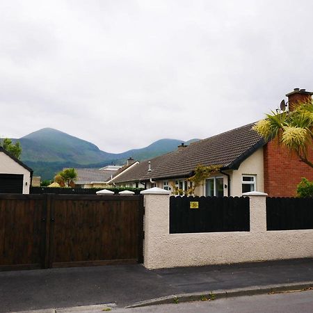 The Avenue Villa Newcastle  Exterior photo